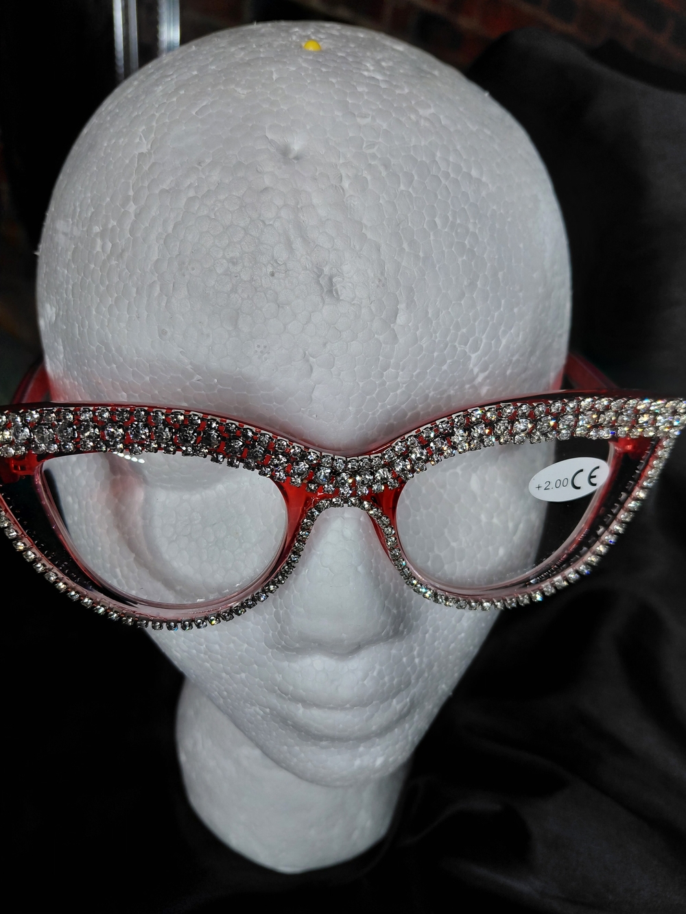 2:00 Stunning RED READERS - Picture 4 of 5